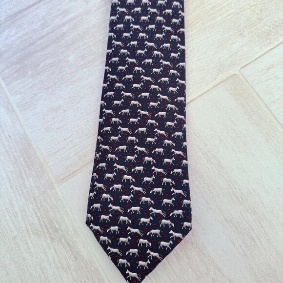 Hermes Tie, 5007 EA, Pegasus Jockey On Yellow 100% Silk, NNT  100% Authentic Hermes Yellow Horse Grass Pattern Tie 5477 FA - Excellent Conditi